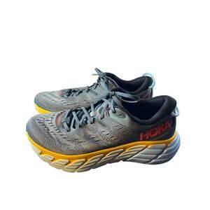 Hoka one one sneaker